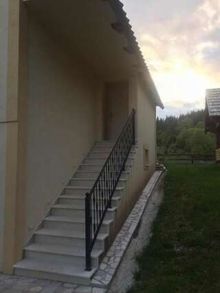 Дома для отпуска Holiday Homes Durmitorski Gaj Жабляк Дом с 4 спальнями-54